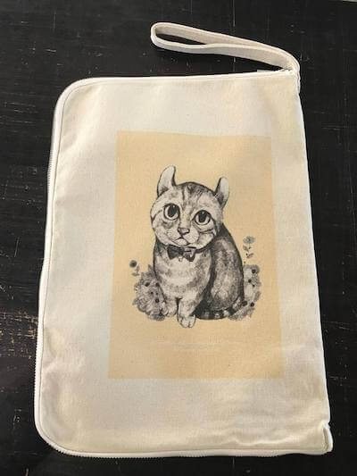 愛猫の似顔絵でバッグを作成できる