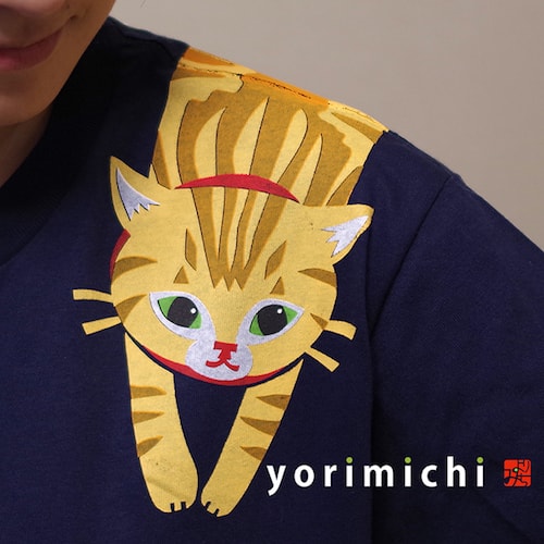肩乗り猫Tシャツ by 作家：yorimichi
