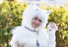飯豊まりえの白猫ショット＆監督によるイラスト原案を初公開「映画トラさん」