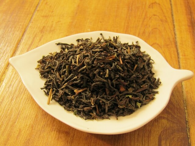 ダージリンの茶葉のイメージ写真