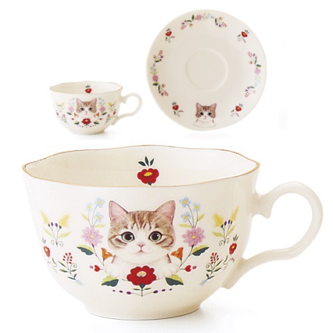 お花と猫のカップ＆ソーサーの会、キジ白猫のデザイン