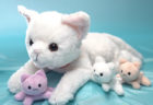 これは画期的ニャ！猫のお産や授乳を体験できる玩具「ねこ、産んじゃった」セガトイズから発売