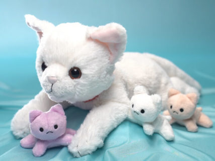 これは画期的ニャ！猫のお産や授乳を体験できる玩具「ねこ、産んじゃった」セガトイズから発売