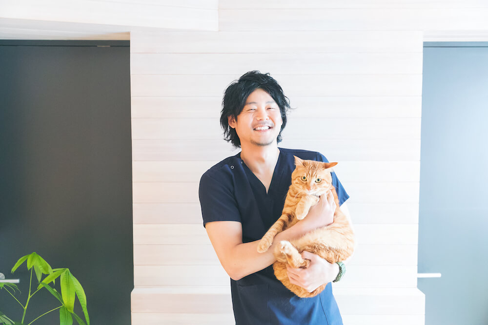 猫専門病院「Tokyo Cat Specialists」の院長で獣医師の山本宗伸氏