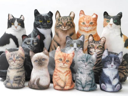 リアルな猫ドアストッパーもあるニャ！ロサンゼルス発「ネコのいる暮らし展」渋谷パルコで開催中