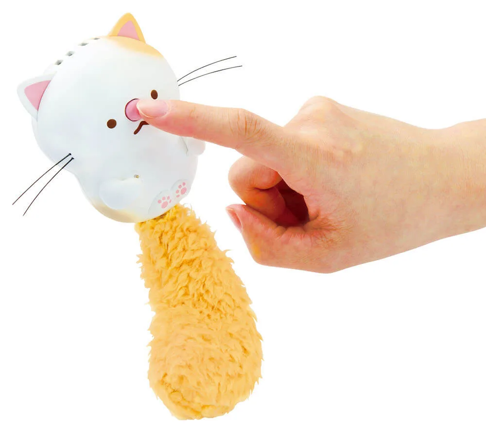 猫なの？ラッコなの？しっぽを握ると歌ってくれる玩具「うたって♪にゃ
