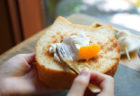 猫パンを七輪で焼いて食べられる！京都の和カフェが猫好きな人向けの朝食メニューを提供