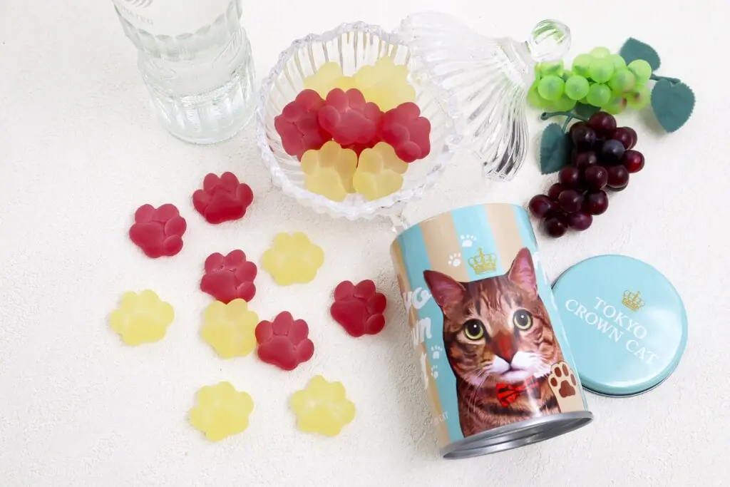 かわいい肉球型のフルーツグミが猫スイーツブランドから発売！缶容器は