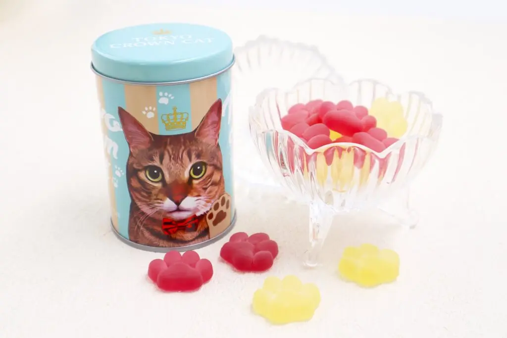 かわいい肉球型のフルーツグミが猫スイーツブランドから発売！缶容器は