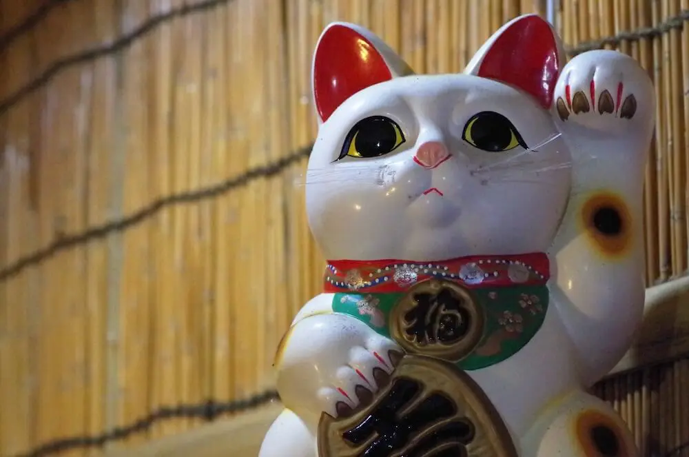 貯金するのが楽しくなりそうニャ！貯まったお金をデジタル表示する貯金