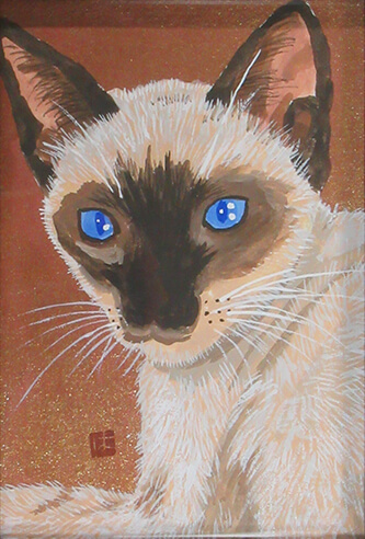 ふくよかな三毛猫の肖像画 by 岡本 肇