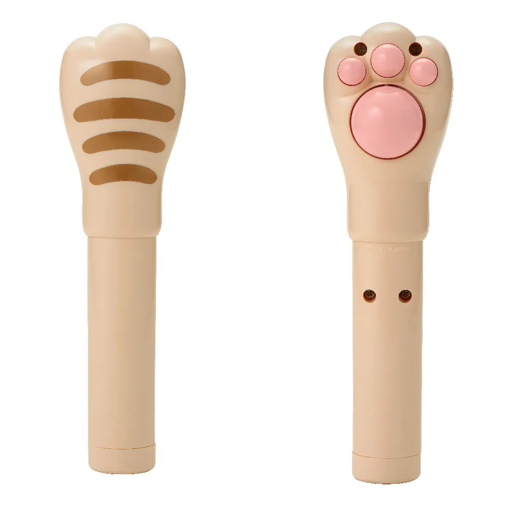 肉球の振動が心地よいニャ♪ 学研グループが開発した猫の手型