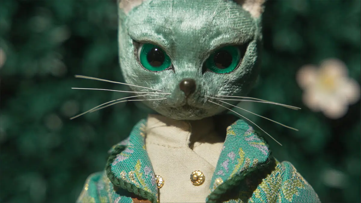 大人が本気で遊べるドールハウスから猫型コレクションが誕生！第1弾は