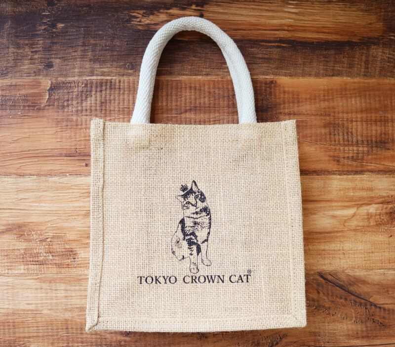 猫デザインのジュート素材トートバック by TOKYO CROWN CAT