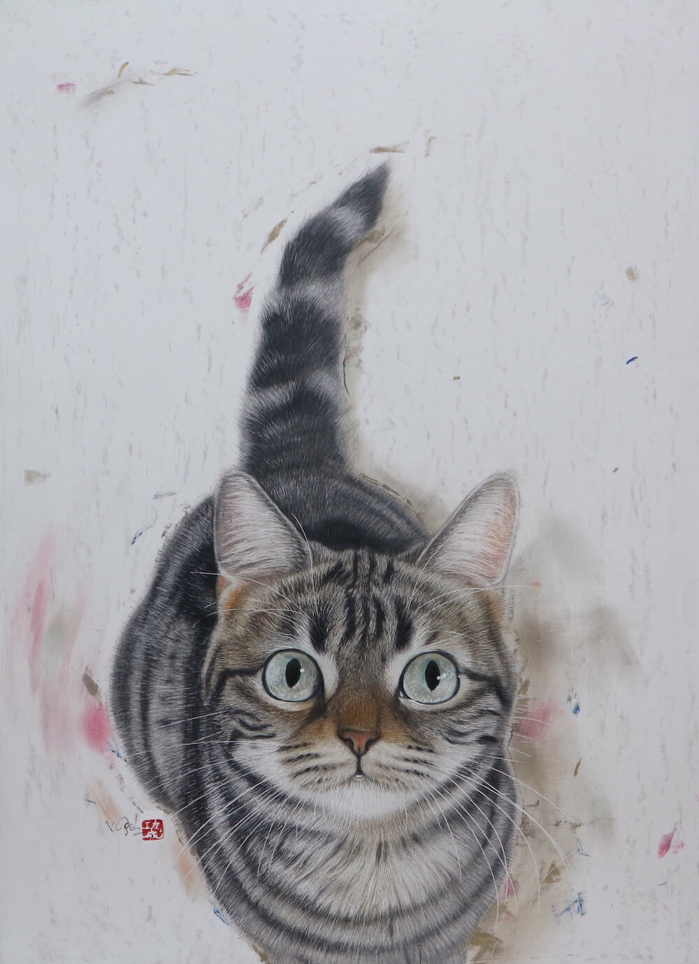 画家・市来功成による真上の見上げる猫の絵画作品「Gutsだぜ！」