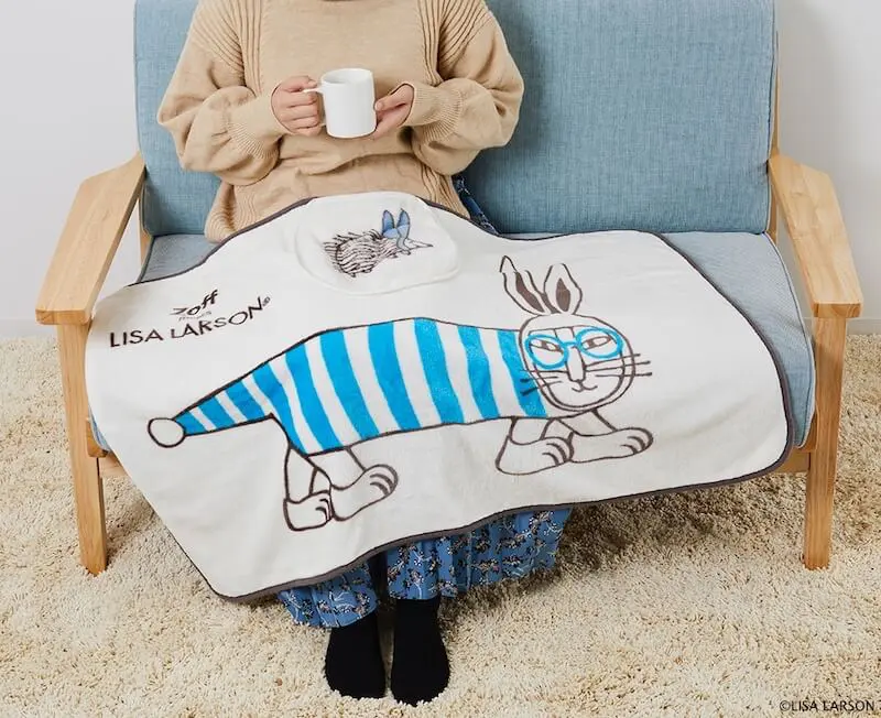 猫のマイキーがうさぎに変身ニャ！Zoffの店舗でリサ・ラーソンの