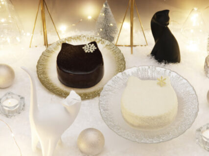 クリスマスは猫型ケーキでお祝いニャ♪ ねこねこのお店で白猫＆黒猫2種類のクリスマスケーキが発売中