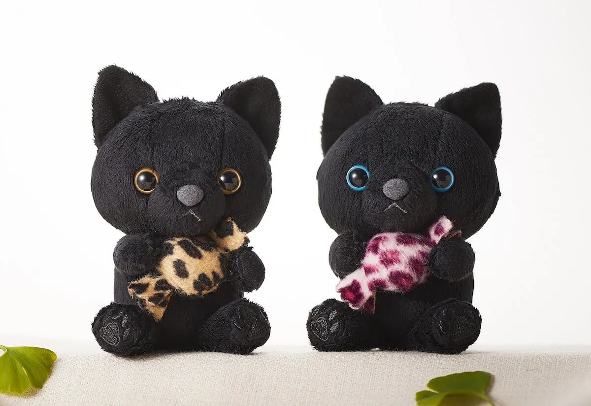 ホテル日航大阪の猫マスコットキャラクターにキジトラと白ねこが