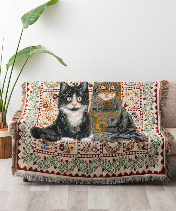 ソファに掛けると猫が座ってるように見えるスローケット